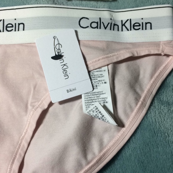 🔥SALE🔥 Calvin Klein Underwear Set - Picture 3 of 4